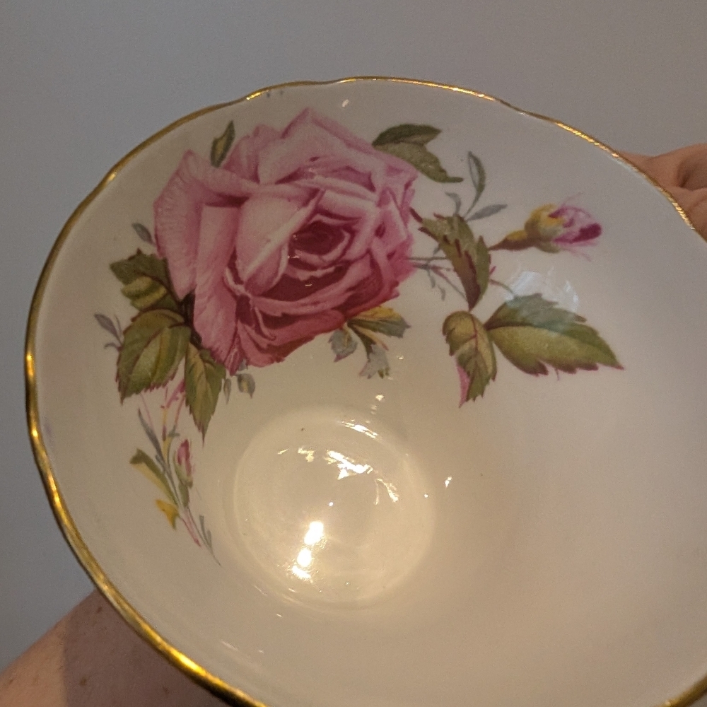 Aynsley Navy and Gold Teacup and Saucer - Picture 11 of 12